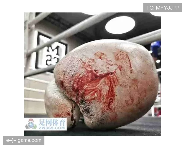 徐灿训练完直接去菜市场砍价,拳台上下反差太大 徐灿训练完直接去菜市场砍价,拳台上下反差太大