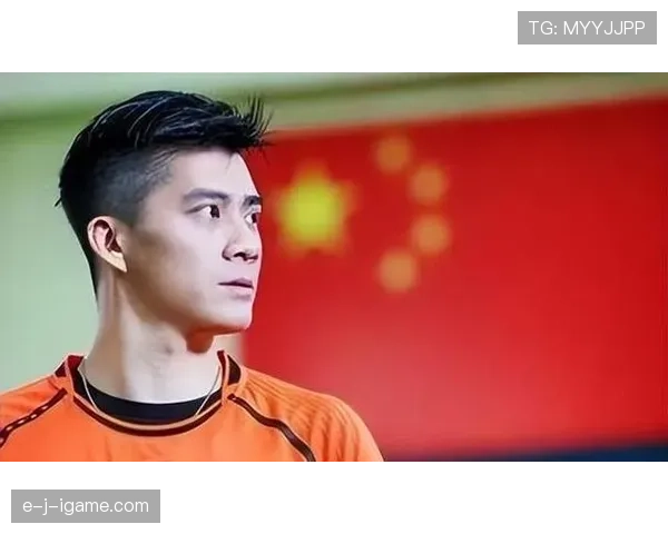 傅海峰退役后还在坚持每天五点起床练球？这自律看得我连夜删了闹钟